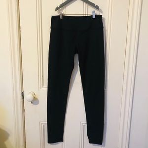 LULULEMON black wunder under tights
